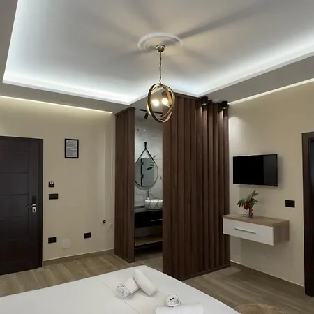 Jons & Grace * Velipojë