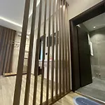 Apart Otel Jons & Grace Velipojë