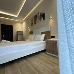Jons & Grace Apart Otel