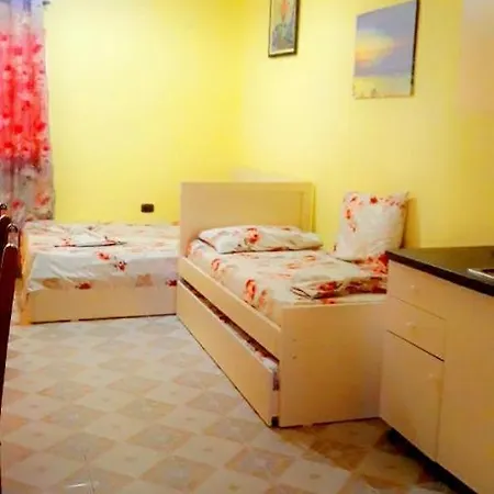 Jons & Grace Velipojë