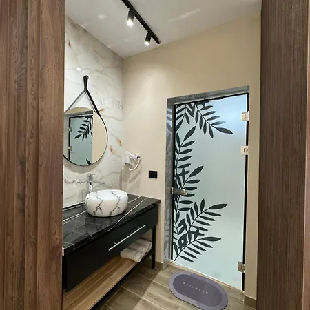 Jons & Grace Apart Otel Velipojë